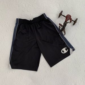 Basketball shorts